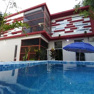https://kaban-hostel.allrivieramayahotels.com